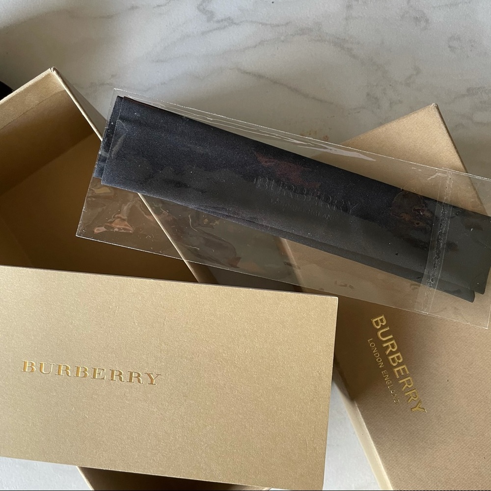 BURBERRY 4926 NWOT havana tortoise sunglasses - Picture 12 of 12